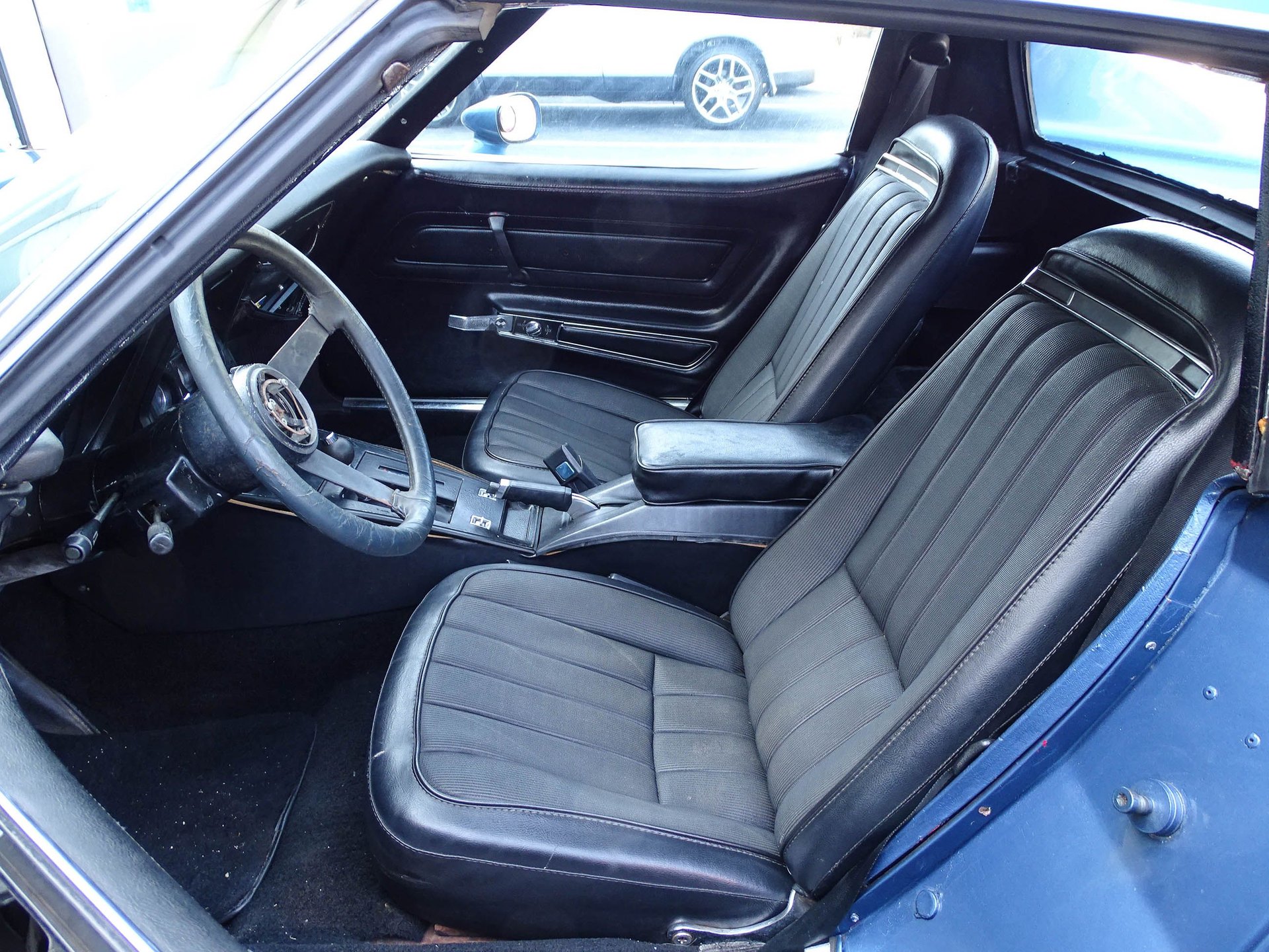 1977 CHEVROLET CORVETTE